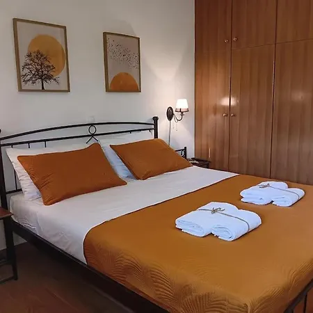 Giovani-entire 1st Floor House With Pool Holiday home